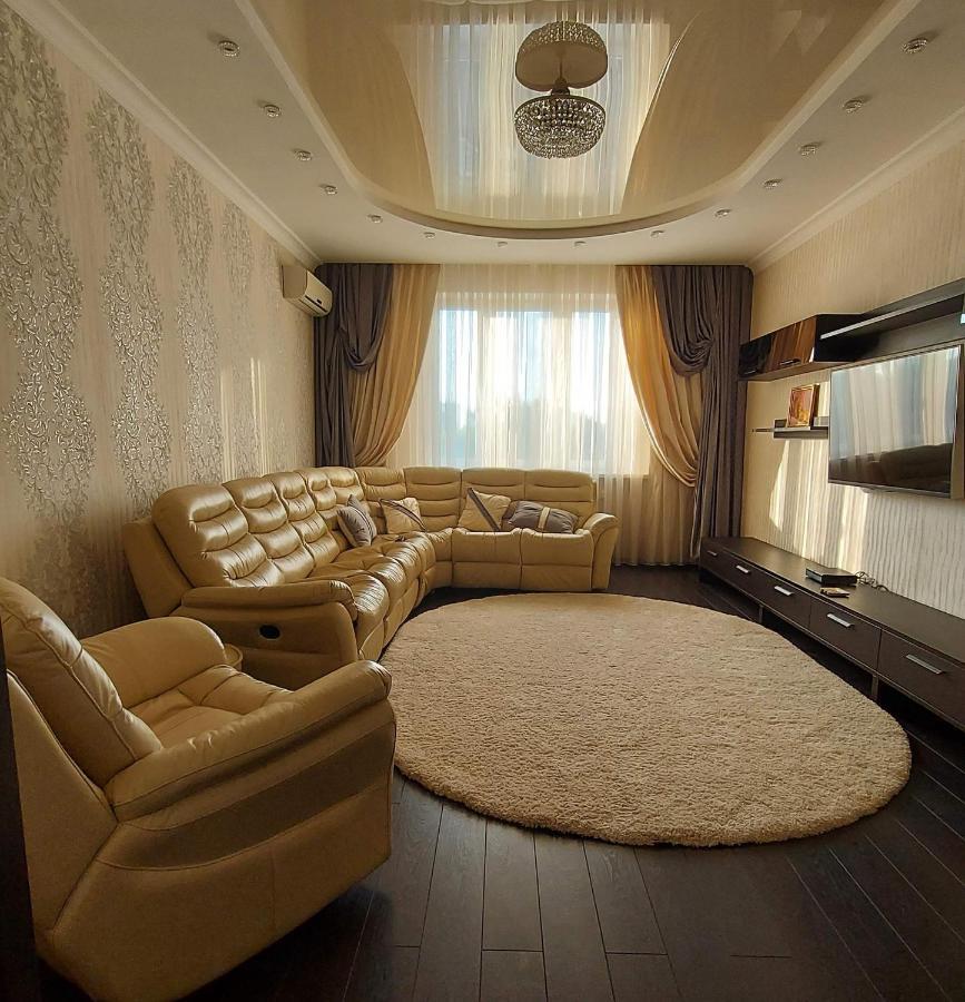 Просторі Апартаменти Kiev Buitenkant foto